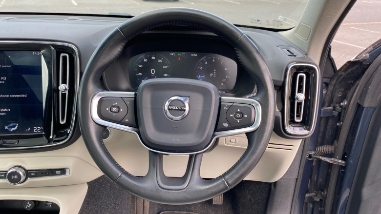 Volvo Xc40 1.5 T3 [163] Inscription Pro 5dr Geartronic Petrol Estate